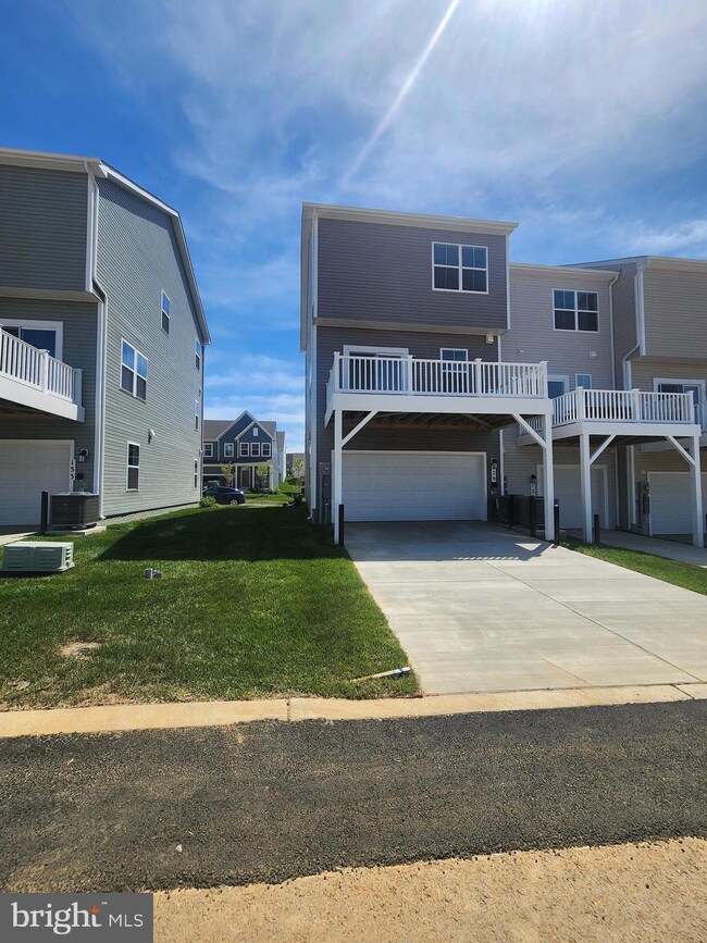 129 Swan Field Ave, Ranson, WV - photo 7