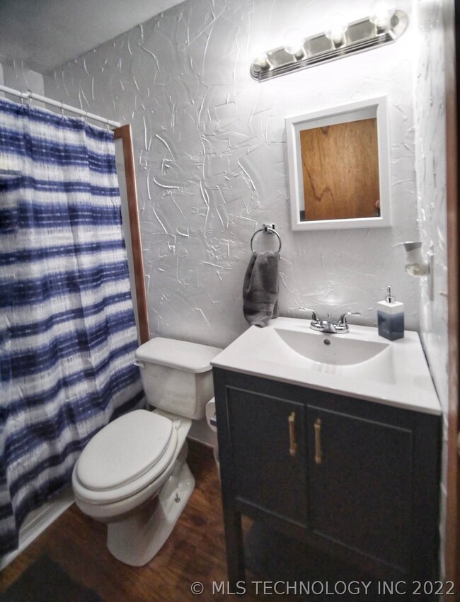 Hall Bathroom, total remodel!