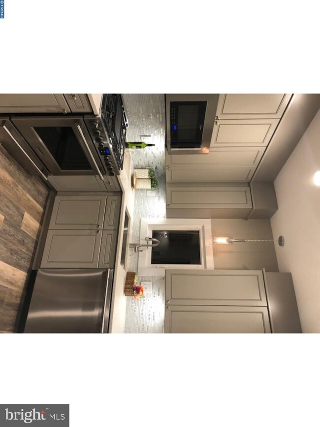 2211 Dickinson St, Philadelphia, PA 19146 - photo 5