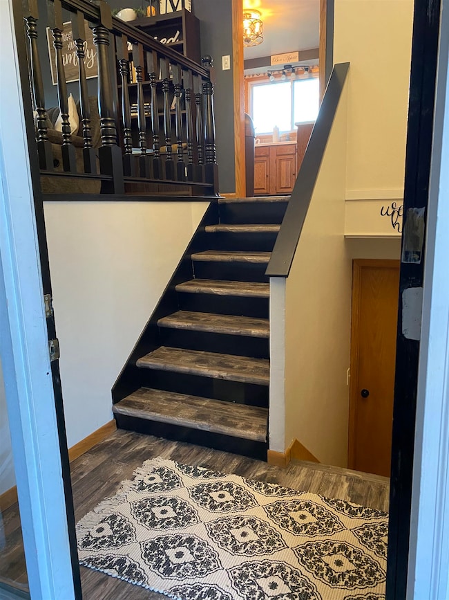 210 View St, Tomah, WI 54660 - photo 3