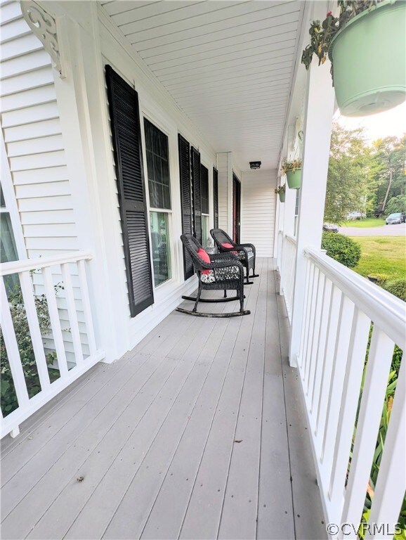 front porch with Trex decking
