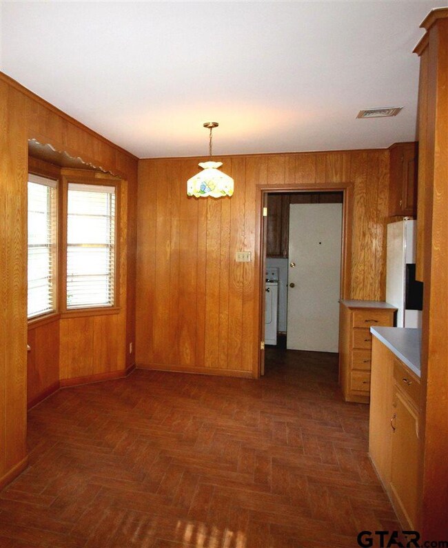 207 Stanford St, Tyler, TX 75701 - photo 5