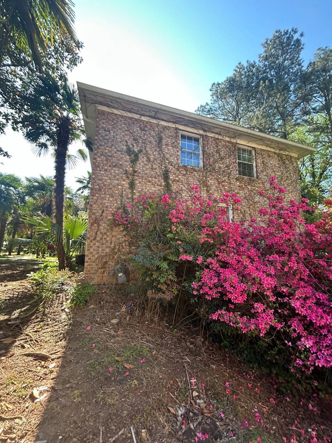 4247 Bingham Ct, Stone Mountain, GA 30083 - photo 4