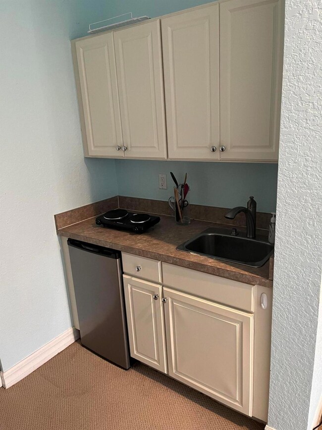 138 Lismore Ln, Jupiter, FL 33458 - photo 4