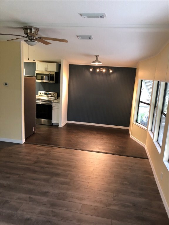 718 Oleander Cir, Sebastian, FL 32976 - photo 7