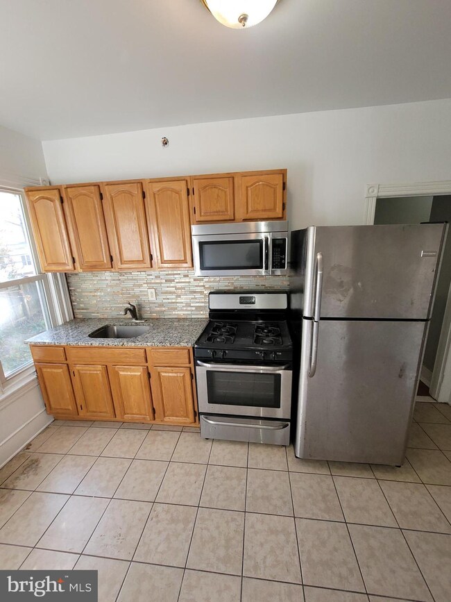 432 W Bringhurst St, Philadelphia, PA 19144 - photo 3