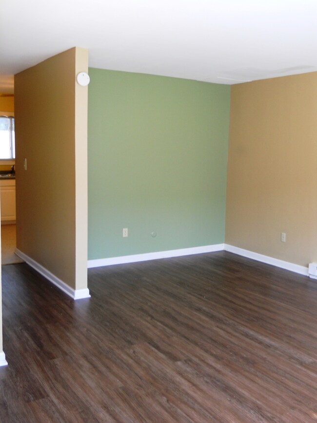 SPACIOUS 1ST FLOOR
