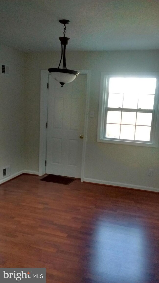 6514 Columbia Terrace, Hyattsville, MD 20785 - photo 5