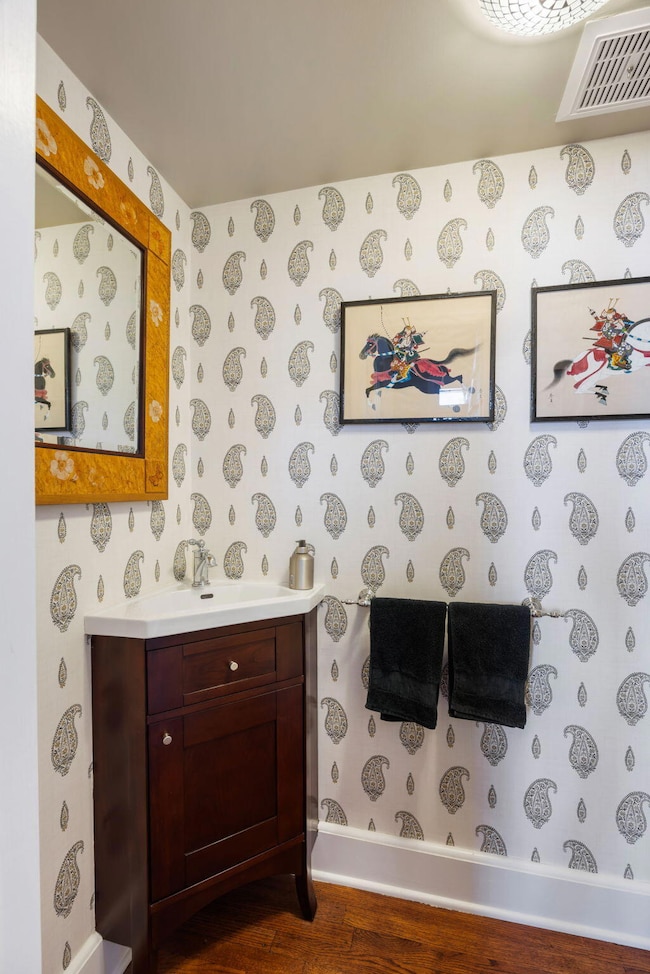 5-web-or-mls- 15 N Adgers Wharf - Coast