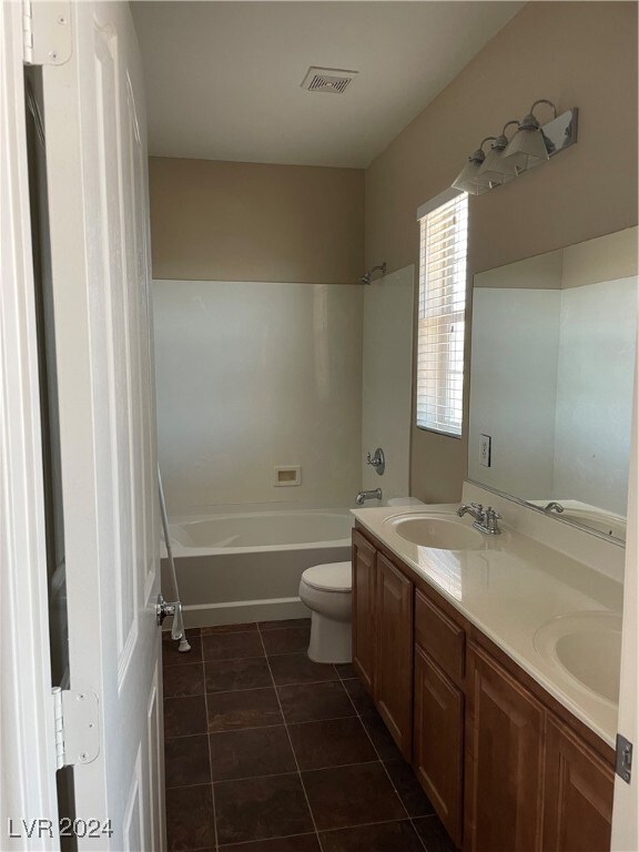 Bathroom 2nd bedroom