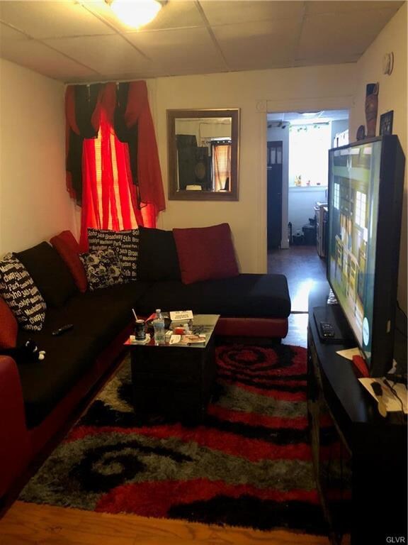 735 N Lumber St, Allentown, PA 18102 - photo 3