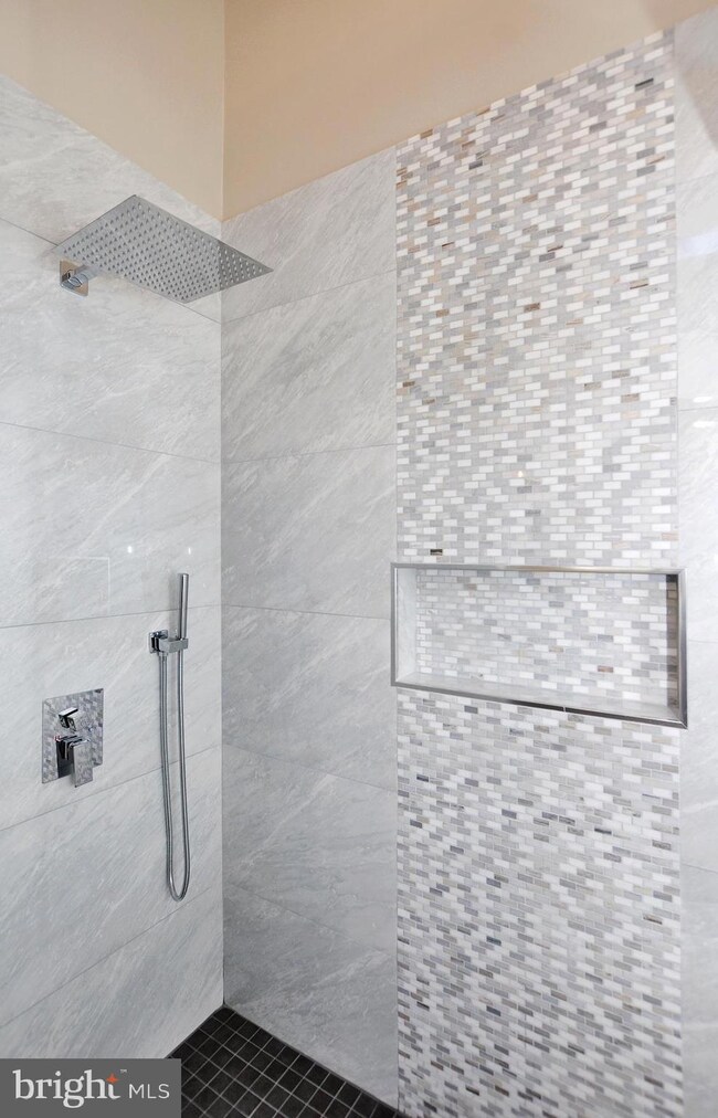 5507 Edson Ln, Rockville, MD 20852 - photo 6