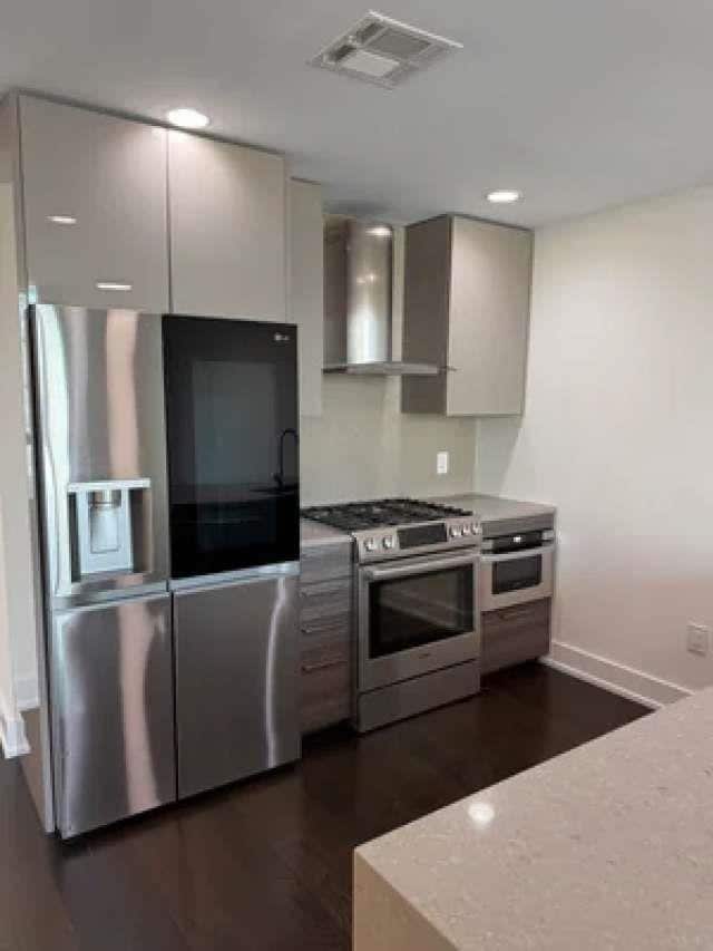 Gull's Cove unit PH 8150, Jersey City, NJ 07302 - photo 5