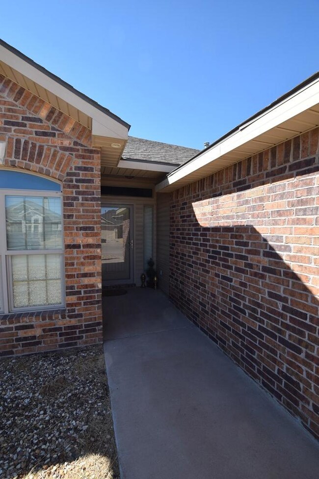 9609 Hawthorne Ct, Odessa, TX 79765 - photo 4