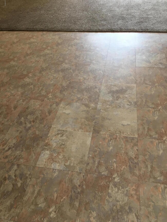 12633 W Warner-Flooring Close up