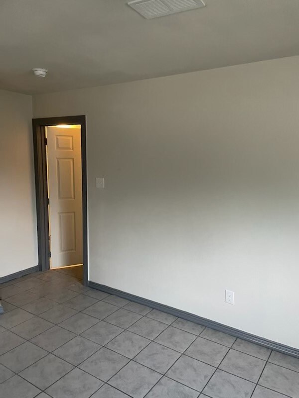 7319 Ley Rd, Houston, TX 77028 - photo 5