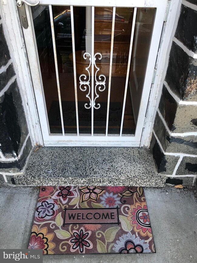 3624 Yolando Rd, Baltimore, MD 21218 - photo 3