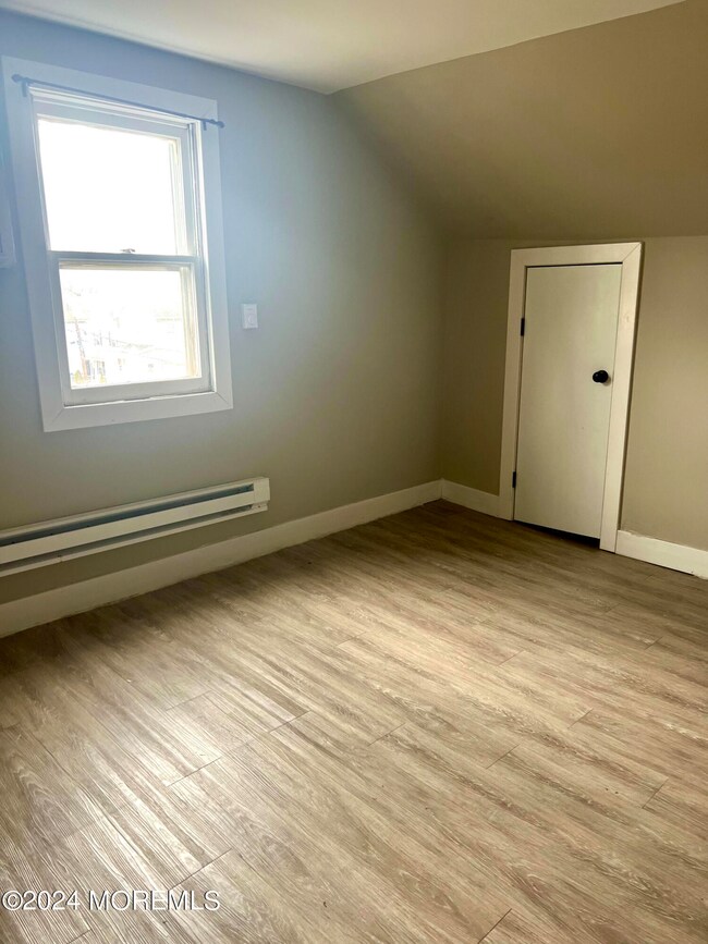 138 2nd St unit 5, Keyport, NJ 07735 - photo 5