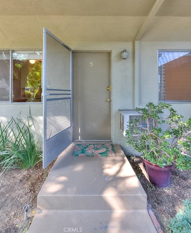 504 S Euclid Ave unit 5, Pasadena, CA 91101 - photo 4