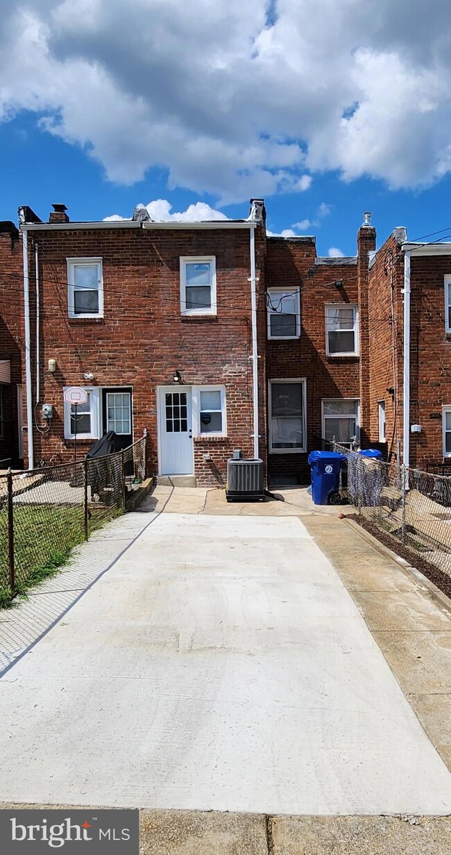 3713 Colborne Rd, Baltimore, MD 21229 - photo 3