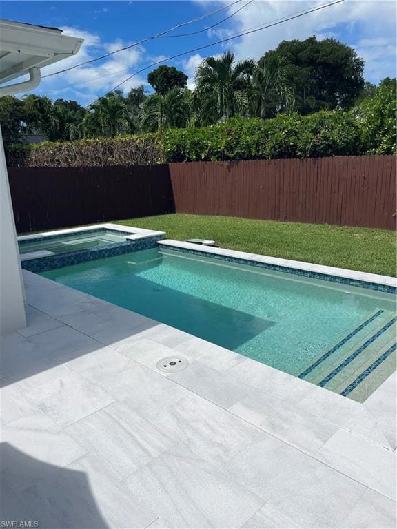 1175 9th Ave N, Naples, FL 34102 - photo 2