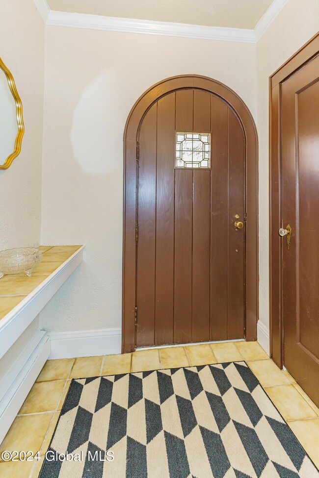 1 Entryway