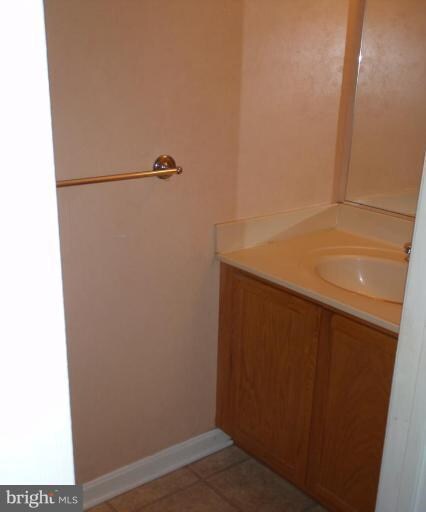 4727 Greencove Cir, Sparrows Point, MD 21219 - photo 7