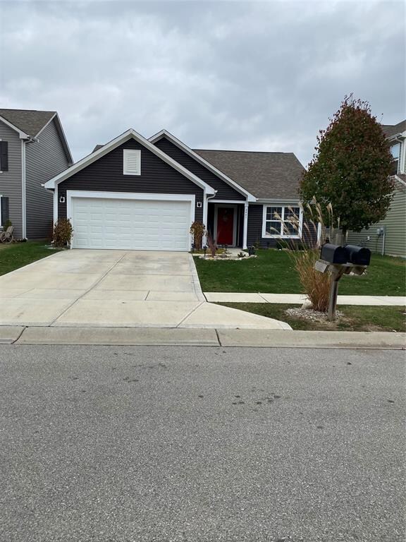 2441 Bristol Dr, Franklin, IN 46131 - photo 2