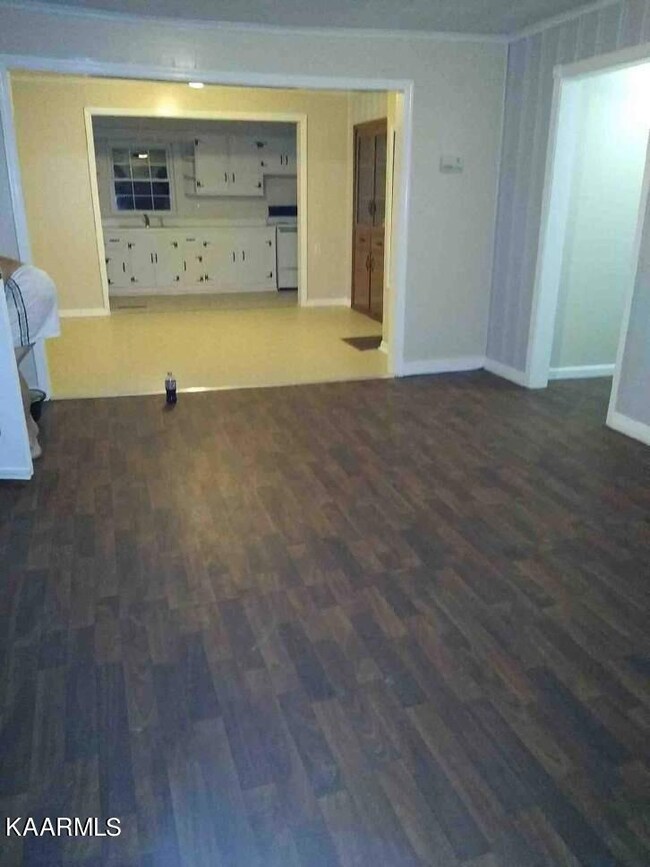 DD92E27B-C68D-4274-95CD-B352D5D4E370