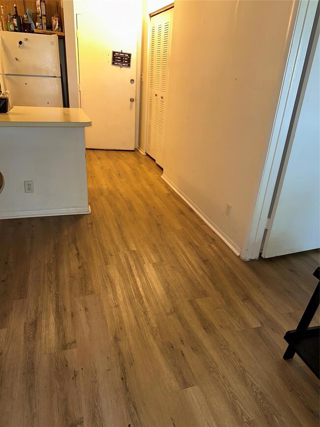 Plank Flooring
