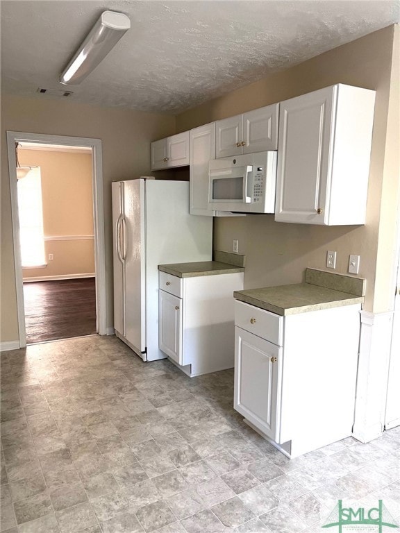 112 Hampshire Rd, Savannah, GA 31410 - photo 4