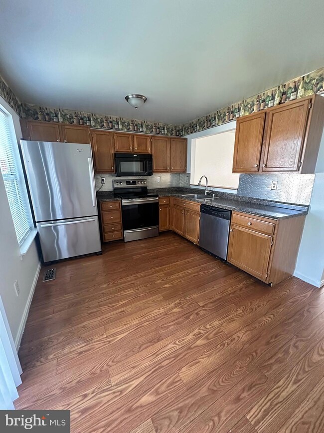 1400 Saint Christopher Ct, Edgewood, MD 21040 - photo 5