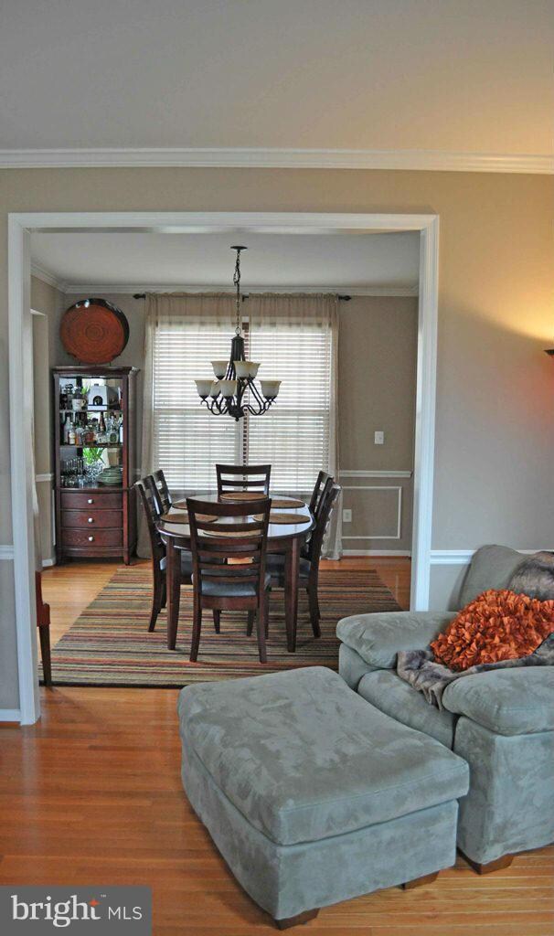 3884 Stonegate Ct, White Plains, MD 20695 - photo 5