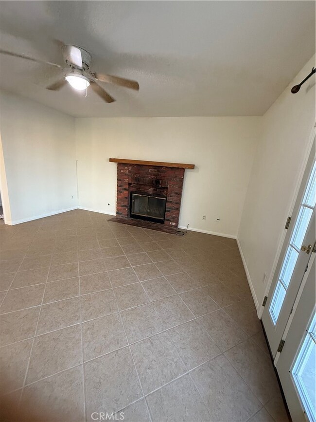 26120 Baldy Peak Dr, Sun City, CA 92586 - photo 5