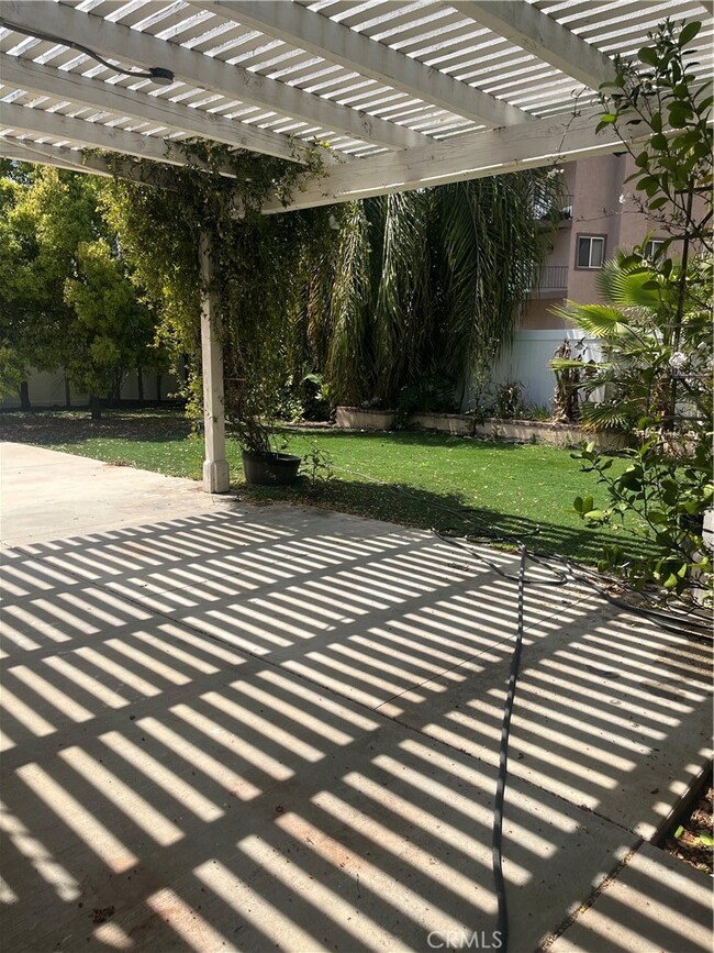 30407 Early Round Dr, Canyon Lake, CA 92587 - photo 5