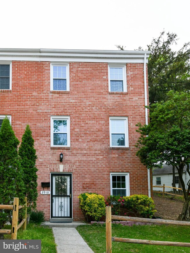 2910 Wythe Ct, Woodbridge, VA 22191 - photo 2