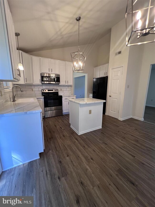 9 Emerson Ct, Stafford, VA 22554 - photo 6