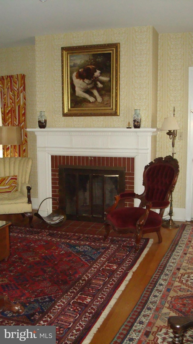 117 E Seminary St, Mercersburg, PA 17236 - photo 5