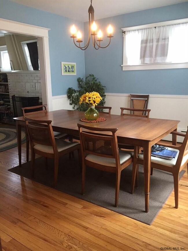 81 Pinewood Ave, Albany, NY 12208 - photo 5