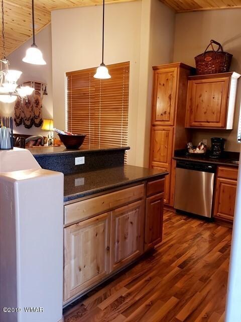004_Kitchen