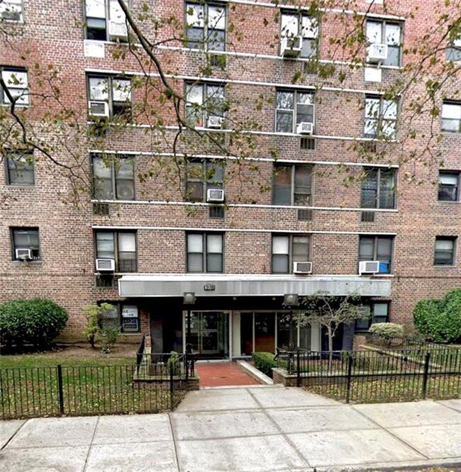 3178 Nostrand Ave unit 1M, Brooklyn, NY 11229 - photo 2
