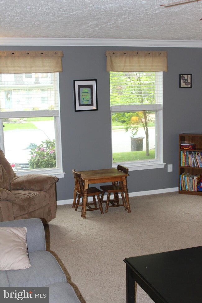 15072 Holleyside Dr, Dumfries, VA 22025 - photo 7