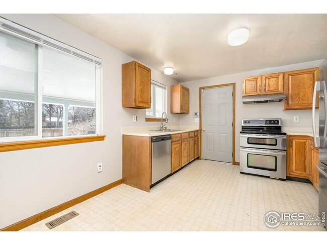 4036 Woodglen Blvd, Thornton, CO 80233 - photo 4