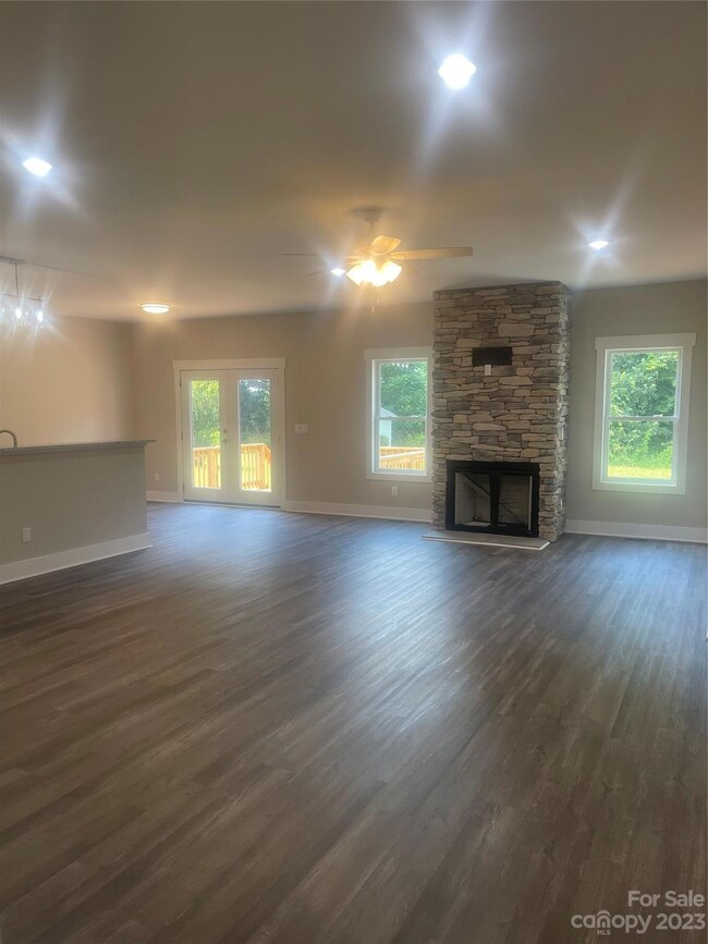 5569 Thomas Ln, Stanfield, NC 28163 - photo 5