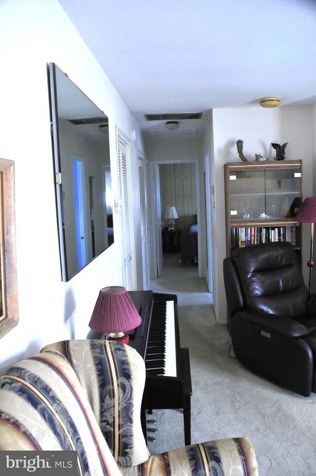 33 W Thames Rd, Little Egg Harbor Township, NJ 08087 - photo 7