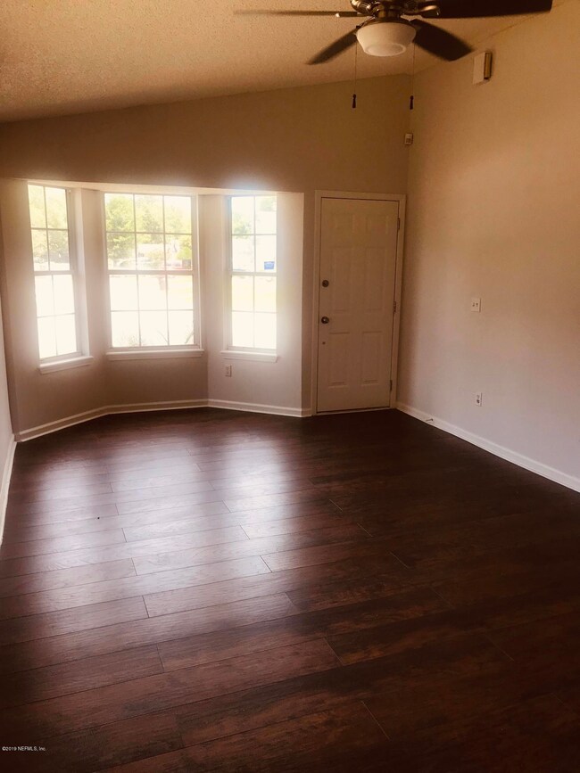 7580 Somerton Dr, Jacksonville, FL 32210 - photo 7