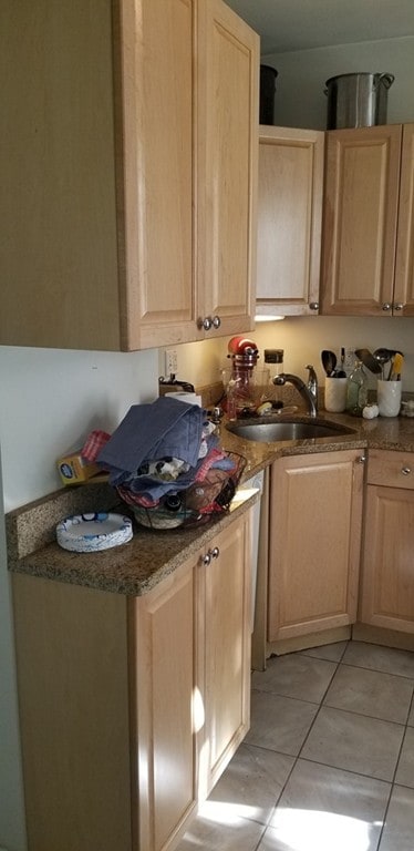 463 Hanover St unit 3F, Boston, MA 02113 - photo 2