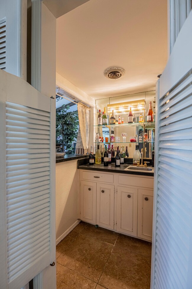 2141 Trawood Dr, El Paso, TX 79935 - photo 7