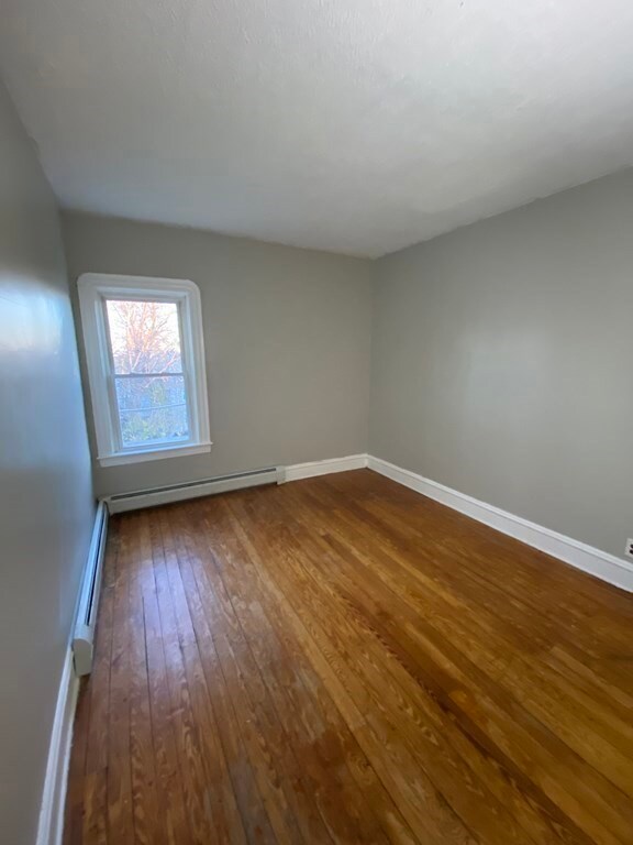 672 2nd St unit 2R, Fall River, MA 02721 - photo 7