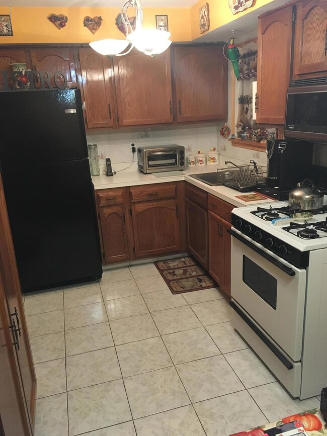 98BowerCabinets